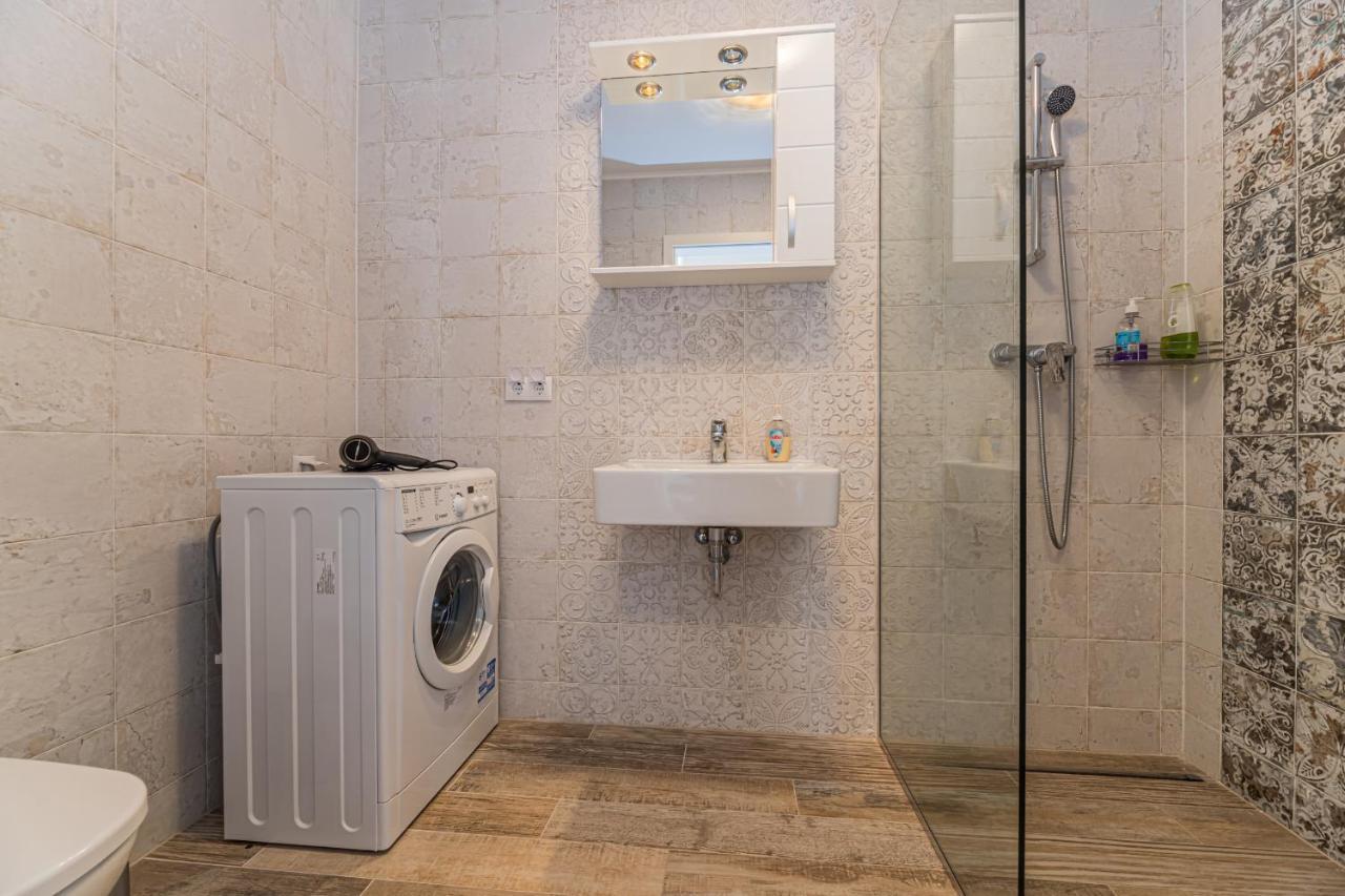 Coresi Modern Apartment Brasov Bagian luar foto