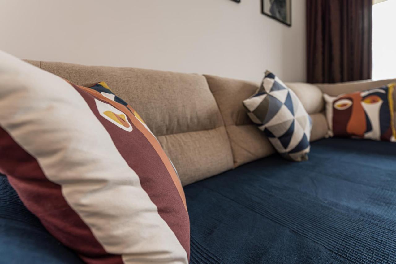 Coresi Modern Apartment Brasov Bagian luar foto